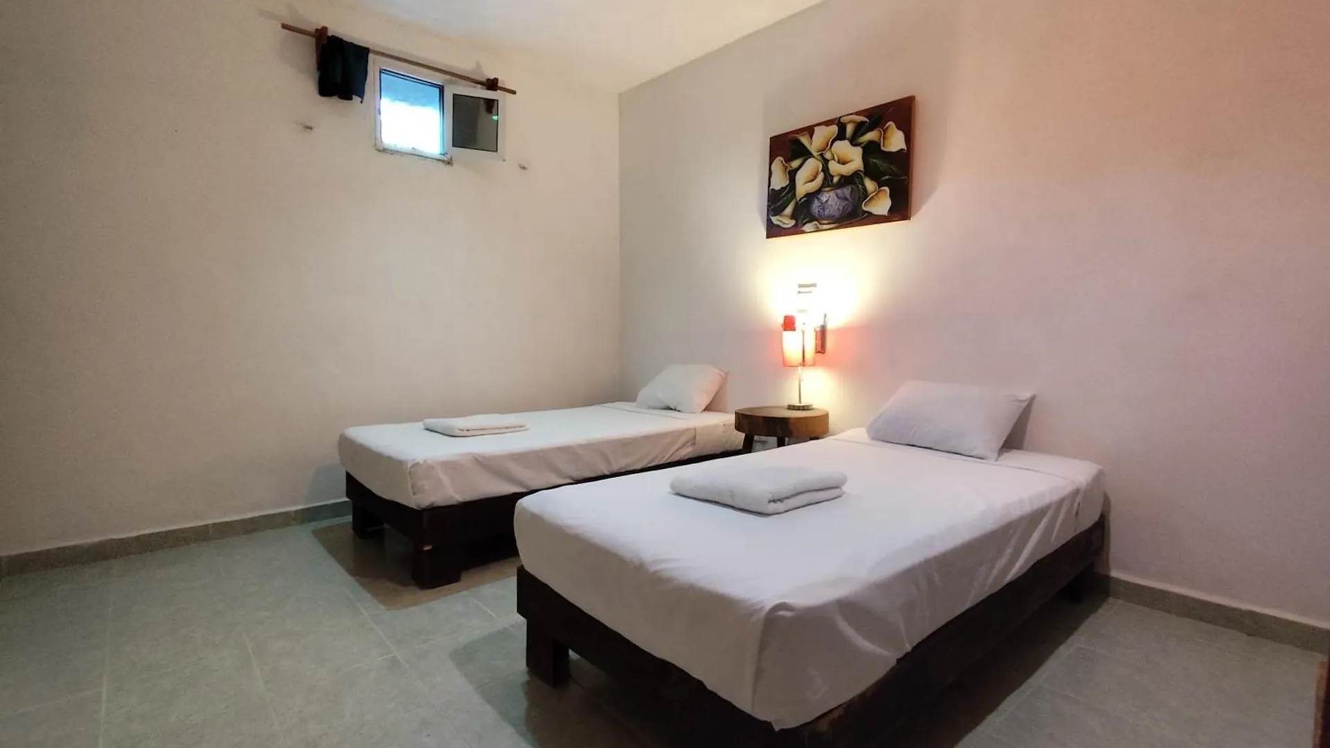 Homestay Alojamiento Ya'Ax Nah Playa del Carmen Mexico